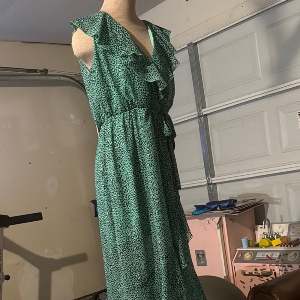 Sweet Storm Asymmetrical Green Ruffle Dress SZ Medium
